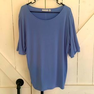 Womens Susan Gravor top size Large